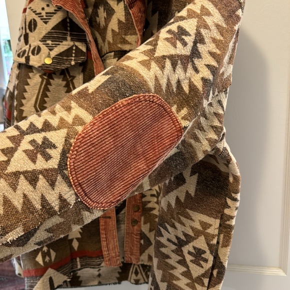 Oli & Hali Western Shacket - size small. Brand new, never worn. - Picture 2 of 4